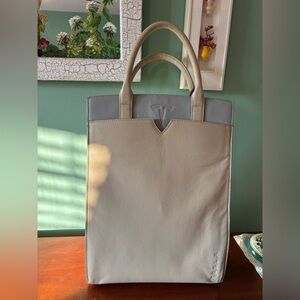 Tesla Corsicana Leather Tote Bag